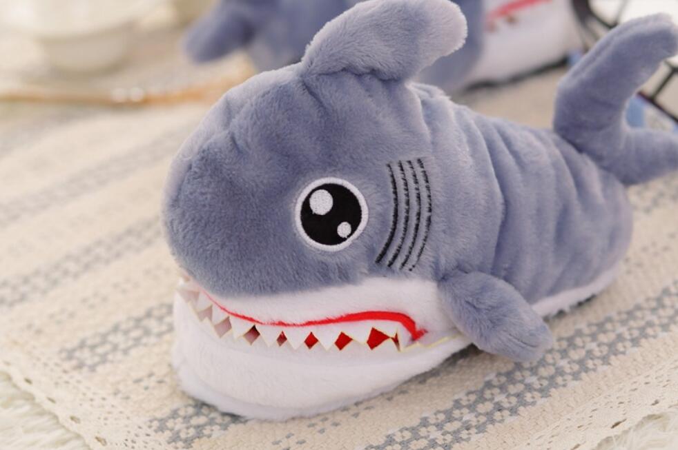 Pantuflas Boca de Tiburón